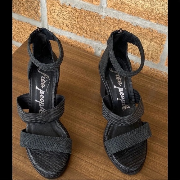Free people platform shoes size 6 - Picture 3 of 11